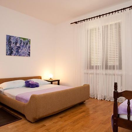 Apartment Milka Krk Town Dış mekan fotoğraf