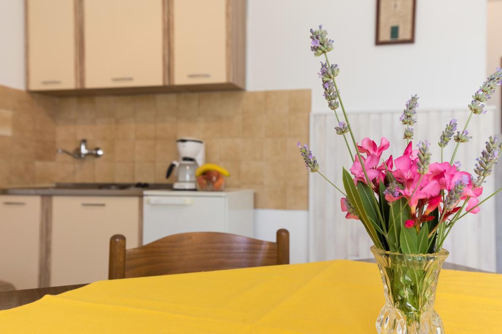 Apartment Milka Krk Town Dış mekan fotoğraf
