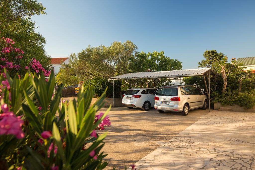 Apartment Milka Krk Town Dış mekan fotoğraf