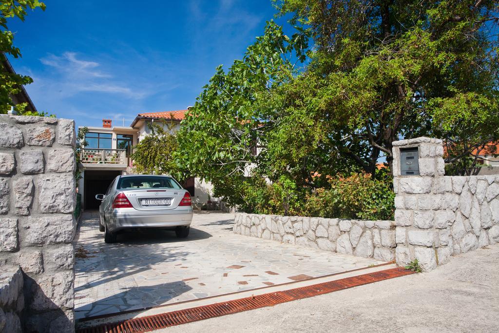 Apartment Milka Krk Town Dış mekan fotoğraf